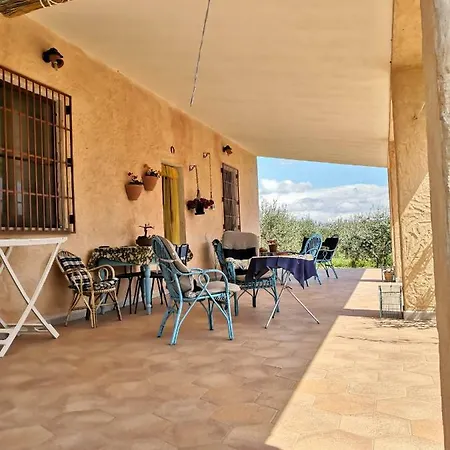 Walter Tatil Evi Oliena
